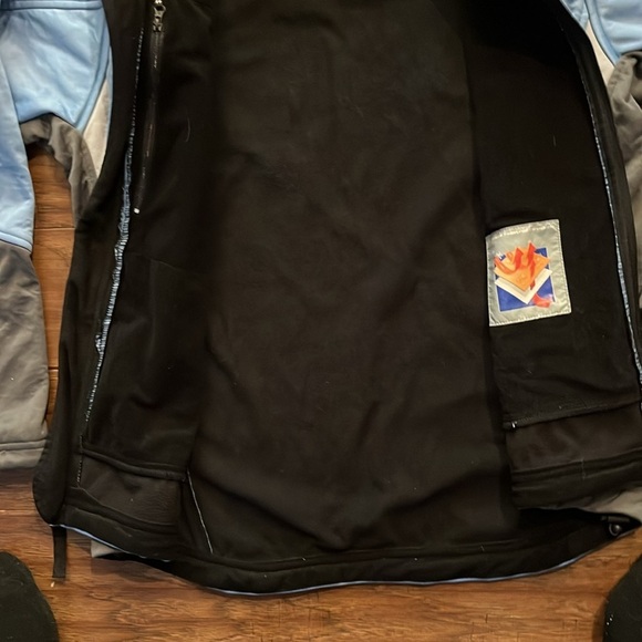 Ice Blue Winter Wear Ladies Small Winter Jacket - Picture 6 of 8